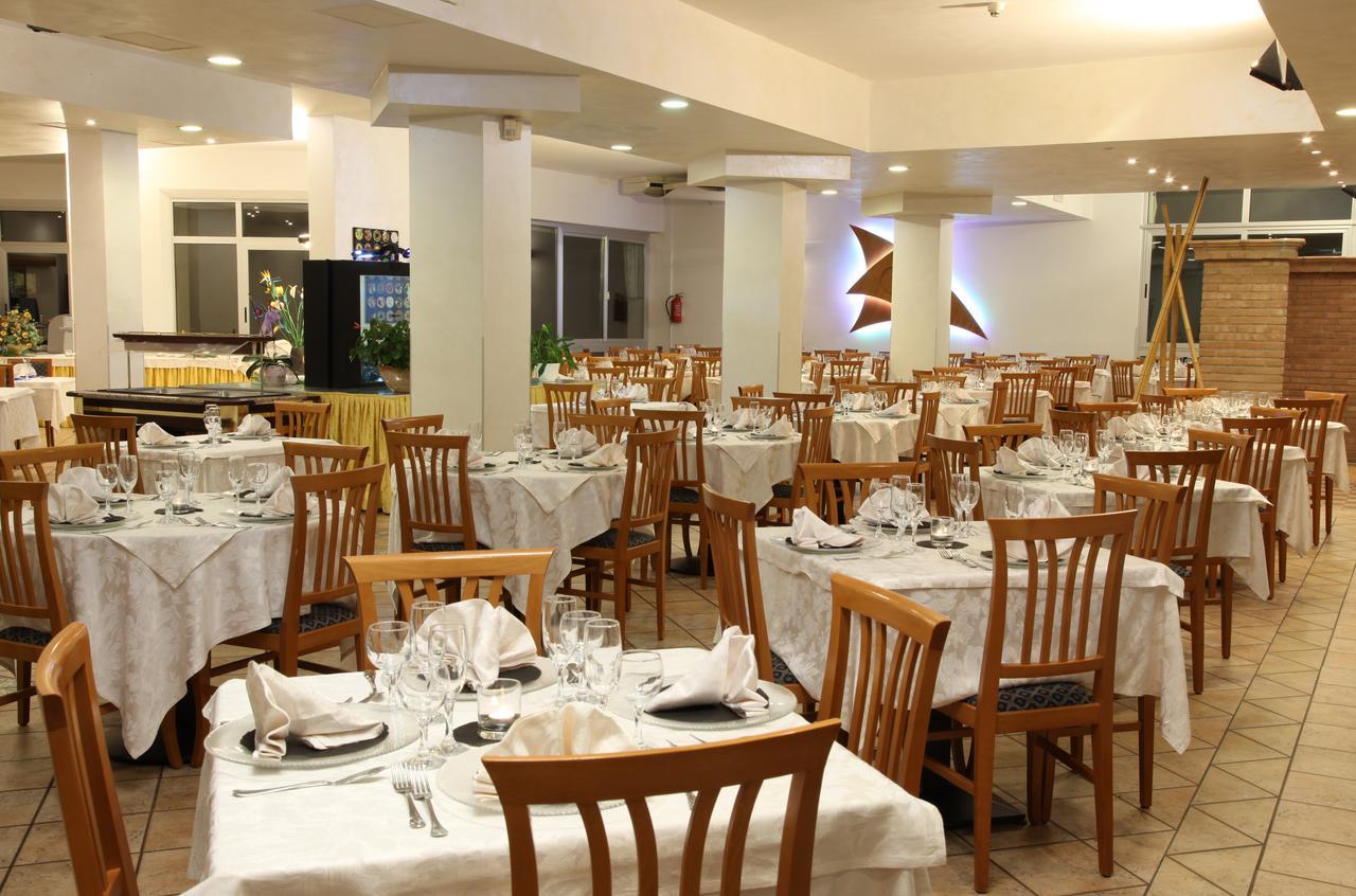 Hotel Plaza 리도 델리 에스텐시 외부 사진
